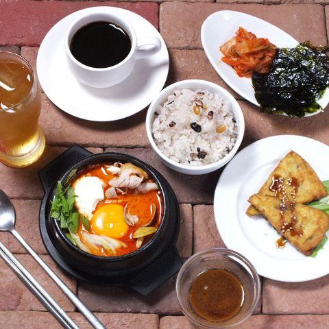 韓国料理 スンドゥブバル ポジャンマチャ 柏店(写真 1)