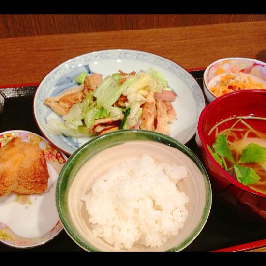 にしむら家 琉球料理(写真 1)