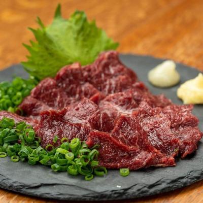 オーダー率9割の人気メニュー！鮮度抜群の熊本県産馬肉を使用した料理！850円(税抜)～