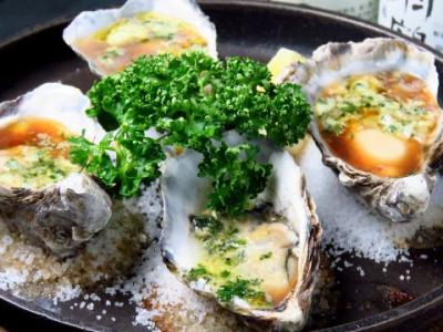 【海鮮鉄板焼き】殻付き牡蠣