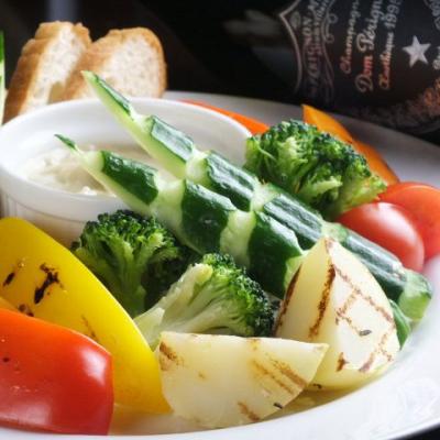 【Salad】 季節野菜のバーニャカウダ