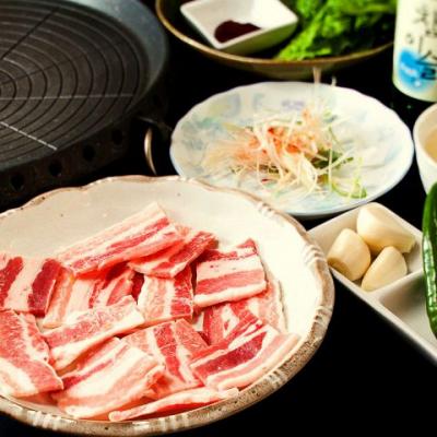 【大人気】韓国料理の定番サムギョプサル 食べ放題1680円！食べ飲み放題は3180円
