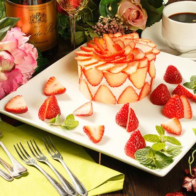 フルーツたっぷりのサプライズケーキ＆おまかせ創作イタリアンでお祝い♪誕生日・記念日プラン
