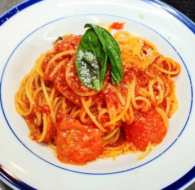 バジルとトマトソース スパゲッティーニ